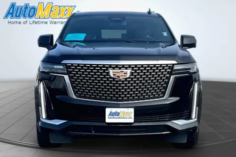 Another view of 2022 Cadillac Escalade ESV Luxury for sale in Lemmon, SD at AutoMaxx of Lemmon