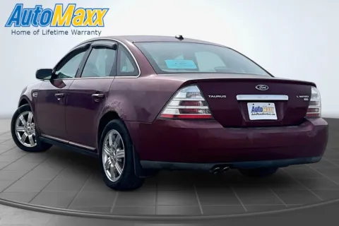 More photos of 2008 Ford Taurus Limited at AutoMaxx of Lemmon, SD
