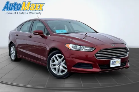 More photos of 2014 Ford Fusion SE at AutoMaxx of Lemmon, SD