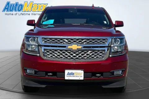 Another view of 2017 Chevrolet Suburban LT for sale in Lemmon, SD at AutoMaxx of Lemmon