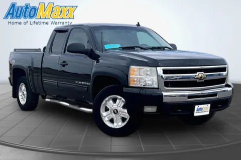 More photos of 2009 Chevrolet Silverado 1500 LT at AutoMaxx of Lemmon, SD