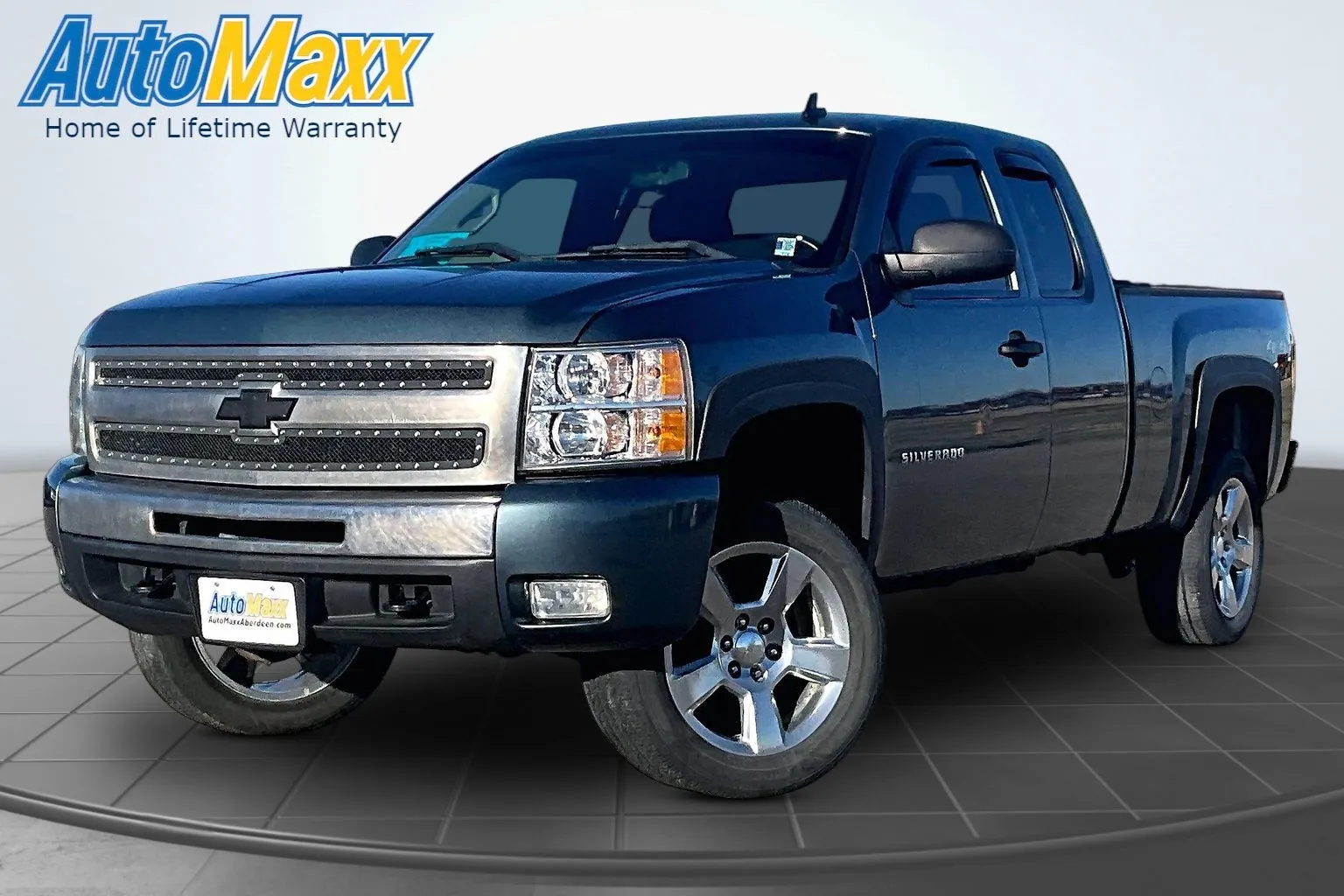 Gray 2011 Chevrolet Silverado 1500 LT for sale in Lemmon, SD