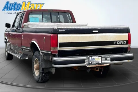 More photos of 1990 Ford F-250 XLT Lariat at AutoMaxx of Lemmon, SD
