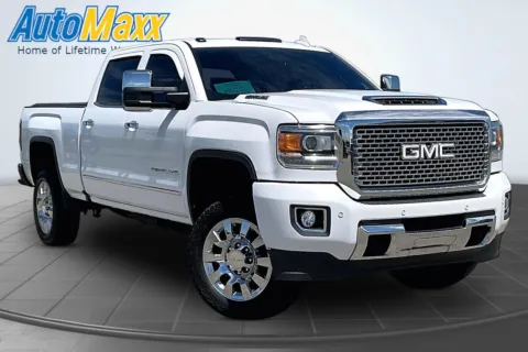 Another view of 2017 GMC Sierra 2500HD Denali for sale in Lemmon, SD at AutoMaxx of Lemmon