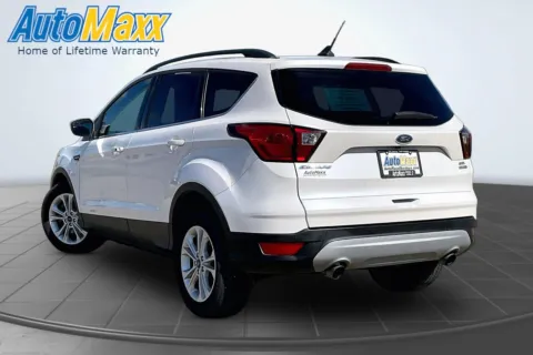 More photos of 2019 Ford Escape SEL at AutoMaxx of Lemmon, SD