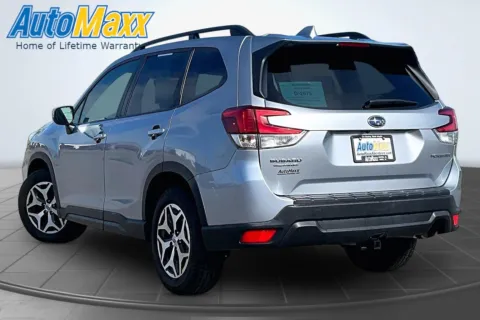 More photos of 2020 Subaru Forester Premium at AutoMaxx of Lemmon, SD