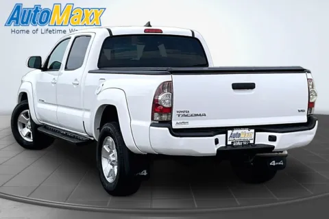 More photos of 2014 Toyota Tacoma at AutoMaxx of Lemmon, SD