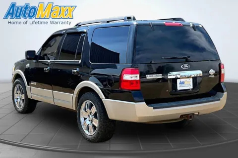 More photos of 2008 Ford Expedition at AutoMaxx of Lemmon, SD