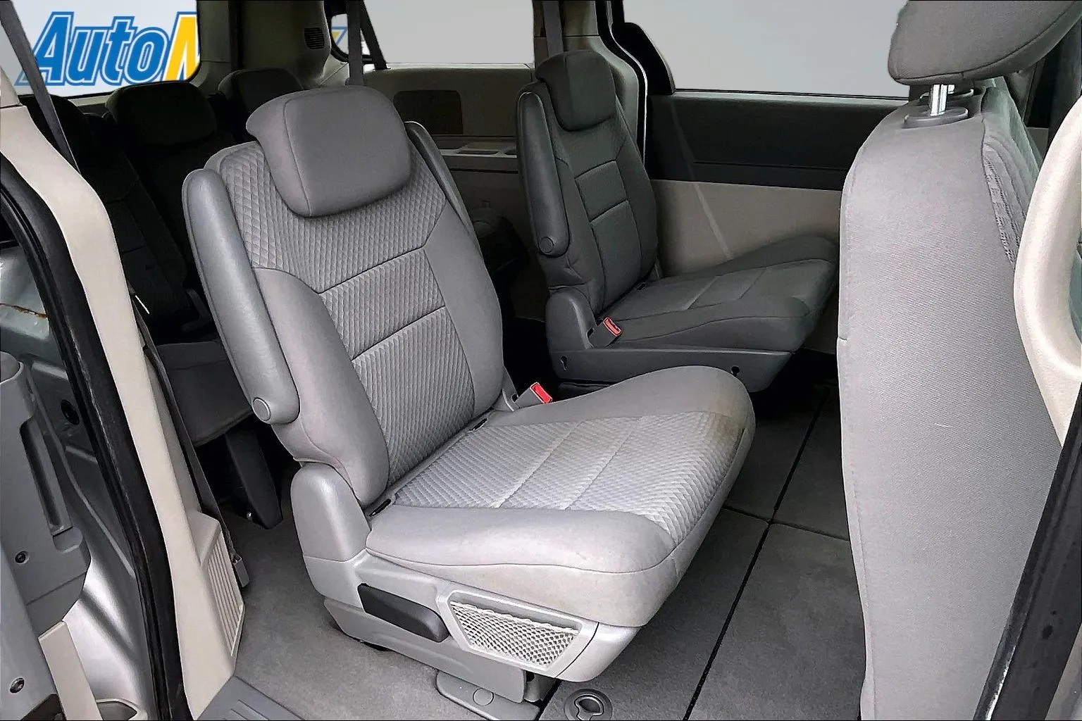 2010 Dodge Grand Caravan SE - Photo 25