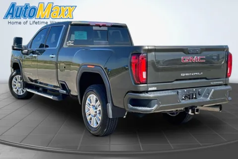 More photos of 2022 GMC Sierra 2500 HD Denali at AutoMaxx of Lemmon, SD