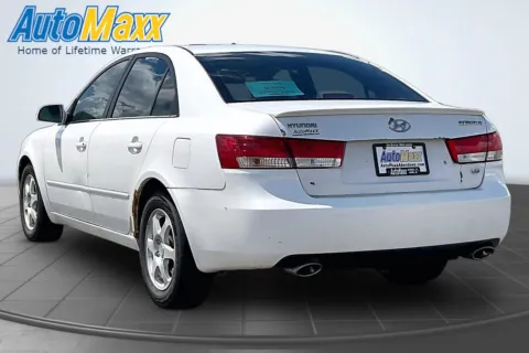 Another view of 2006 Hyundai Sonata GLS V6 for sale in Lemmon, SD at AutoMaxx of Lemmon