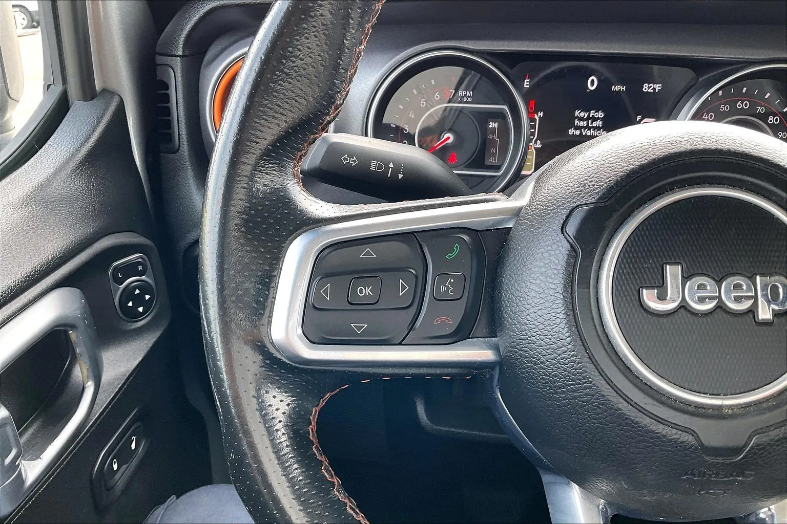 2020 Jeep Gladiator Mojave - Photo 17