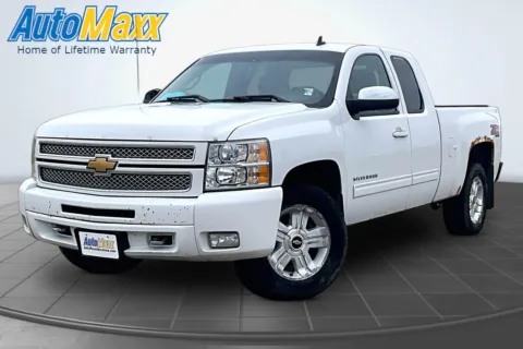 White 2013 Chevrolet Silverado 1500 LT for sale in Lemmon, SD