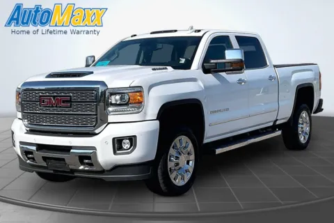 White 2019 GMC Sierra 2500 HD Denali for sale in Lemmon, SD