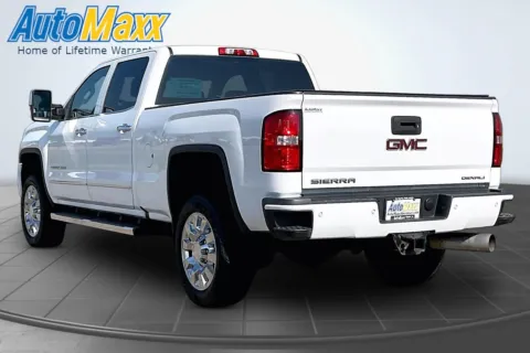 More photos of 2019 GMC Sierra 2500 HD Denali at AutoMaxx of Lemmon, SD