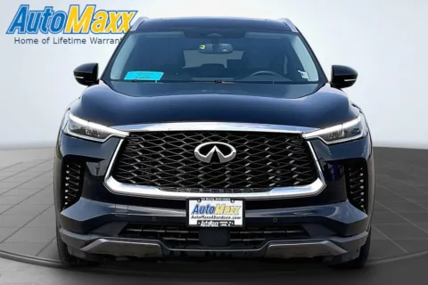 Photos of 2022 INFINITI QX60 LUXE for sale in Lemmon, SD at AutoMaxx of Lemmon