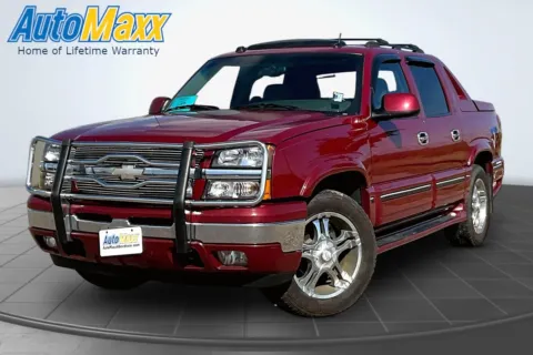 Red 2005 Chevrolet Avalanche 1500 Z71 for sale in Lemmon, SD