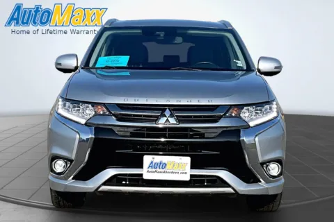 Photos of 2018 Mitsubishi Outlander PHEV for sale in Lemmon, SD at AutoMaxx of Lemmon