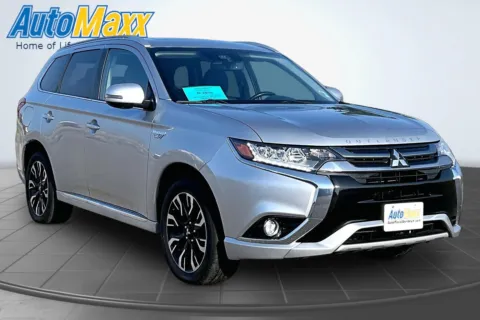Another view of 2018 Mitsubishi Outlander PHEV for sale in Lemmon, SD at AutoMaxx of Lemmon