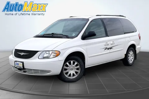 Unknown 2003 Chrysler Town & Country LX for sale in Lemmon, SD