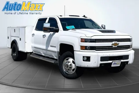 Another view of 2018 Chevrolet Silverado 3500 HD LTZ for sale in Lemmon, SD at AutoMaxx of Lemmon