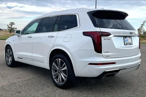 Another view of 2020 Cadillac XT6 Premium Luxury for sale in Lemmon, SD at AutoMaxx of Lemmon