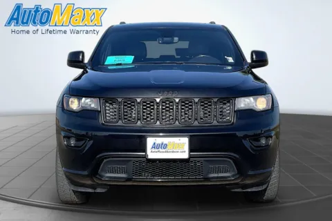 Photos of 2019 Jeep Grand Cherokee Altitude for sale in Lemmon, SD at AutoMaxx of Lemmon