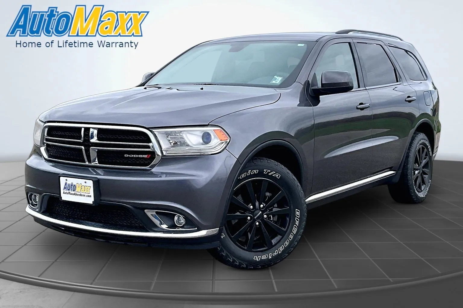 Gray 2018 Dodge Durango SXT for sale in Lemmon, SD