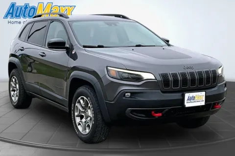 Another view of 2022 Jeep Cherokee Trailhawk for sale in Lemmon, SD at AutoMaxx of Lemmon