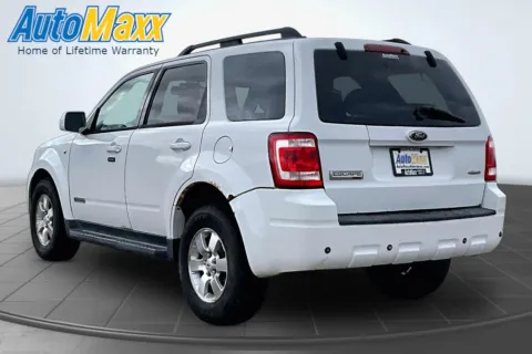 More photos of 2008 Ford Escape Limited at AutoMaxx of Lemmon, SD