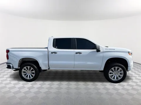 More photos of 2022 Chevrolet Silverado 1500 Custom at Southtowne Hyundai of Newnan, GA