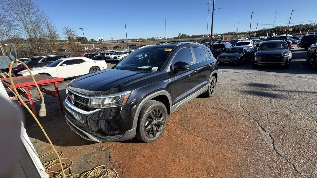 2023 Volkswagen Taos 1.5T SE for sale in Newnan, GA