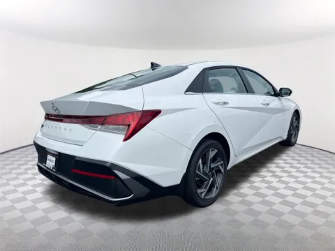 More photos of 2025 Hyundai Elantra SEL Convenience at Southtowne Hyundai of Newnan, GA