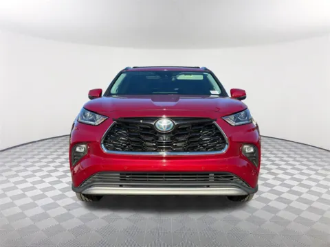 Photos of 2021 Toyota Highlander Hybrid Platinum for sale in Newnan, GA at Southtowne Hyundai of Newnan
