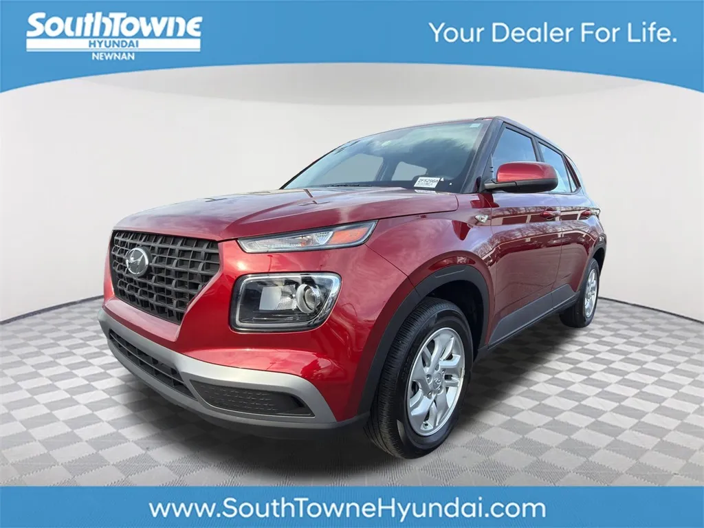 Red 2024 Hyundai Venue SE for sale in Newnan, GA
