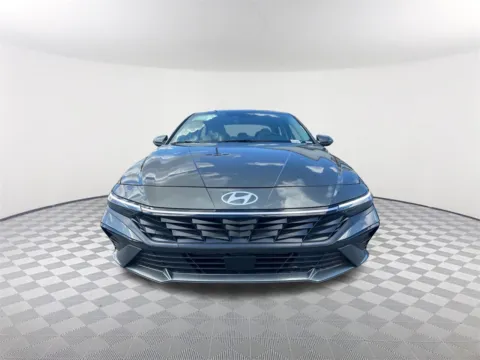 Photos of 2025 Hyundai Elantra Limited for sale in Newnan, GA at Southtowne Hyundai of Newnan