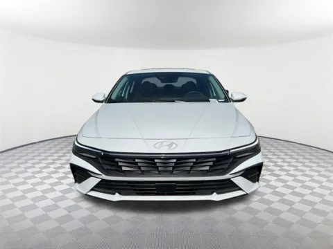 Photos of 2025 Hyundai Elantra Limited for sale in Newnan, GA at Southtowne Hyundai of Newnan