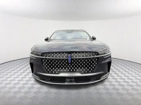 Photos of 2024 Lincoln Nautilus Reserve for sale in Newnan, GA at Southtowne Hyundai of Newnan