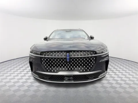 Photos of 2024 Lincoln Nautilus Reserve for sale in Newnan, GA at Southtowne Hyundai of Newnan