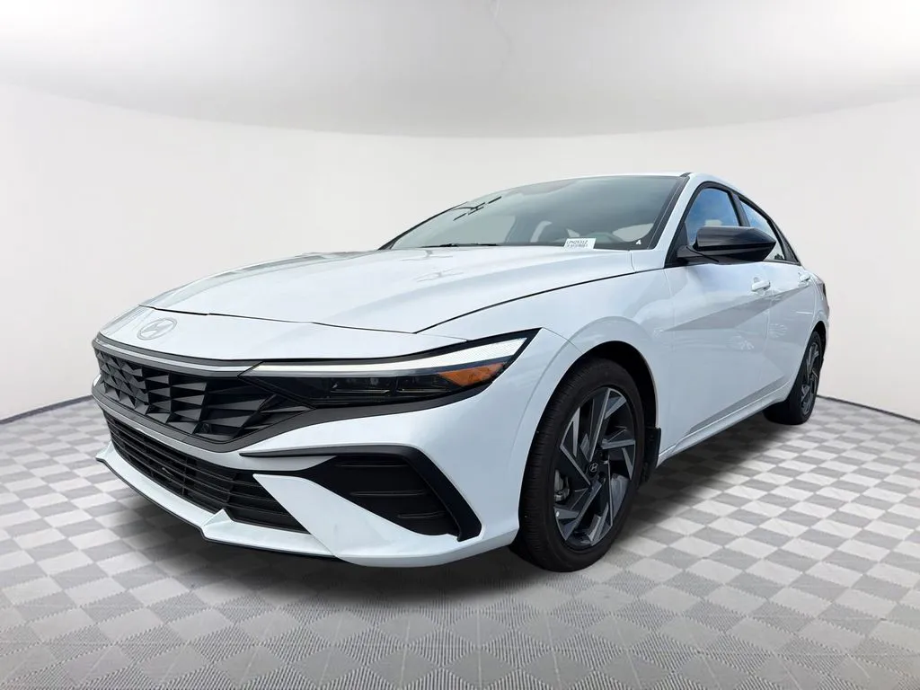 White 2025 Hyundai Elantra Hybrid SEL Sport for sale in Newnan, GA