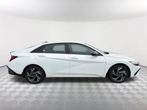 More photos of 2025 Hyundai Elantra Hybrid SEL Sport at Southtowne Hyundai of Newnan, GA
