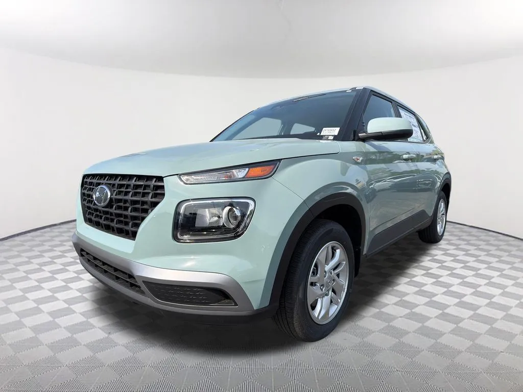 Green 2026 Hyundai Venue SE for sale in Newnan, GA
