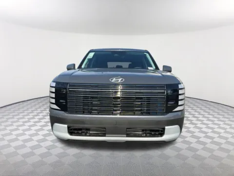 Photos of 2026 Hyundai Palisade SE for sale in Newnan, GA at Southtowne Hyundai of Newnan