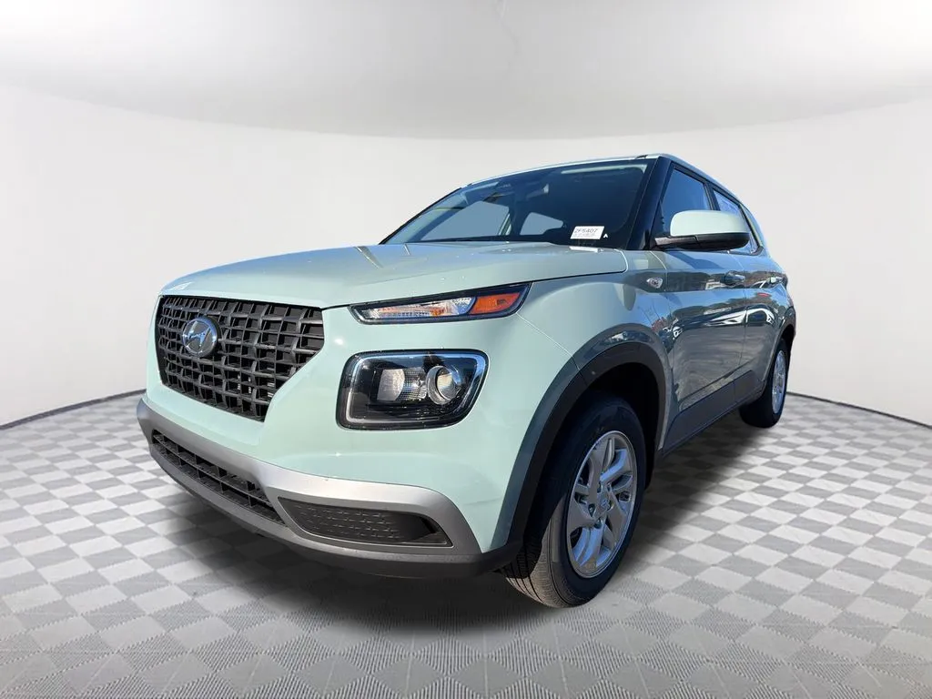 Green 2026 Hyundai Venue SE for sale in Newnan, GA