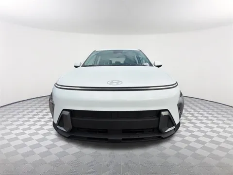 Photos of 2026 Hyundai Kona SE for sale in Newnan, GA at Southtowne Hyundai of Newnan