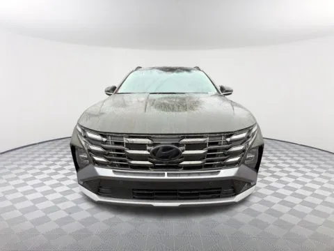 Photos of 2026 Hyundai Tucson Limited for sale in Newnan, GA at Southtowne Hyundai of Newnan