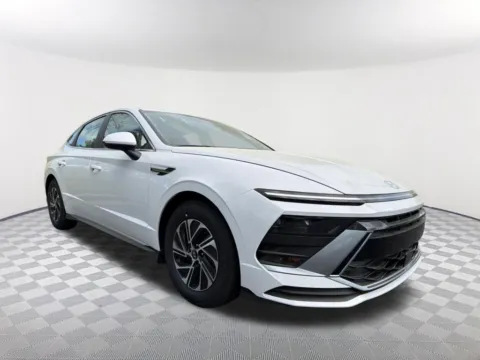 Another view of 2026 Hyundai Sonata Hybrid Blue for sale in Newnan, GA at Southtowne Hyundai of Newnan