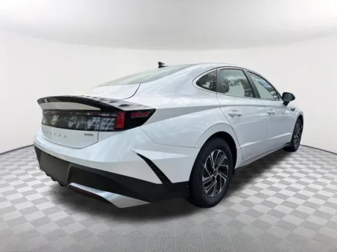 More photos of 2026 Hyundai Sonata Hybrid Blue at Southtowne Hyundai of Newnan, GA