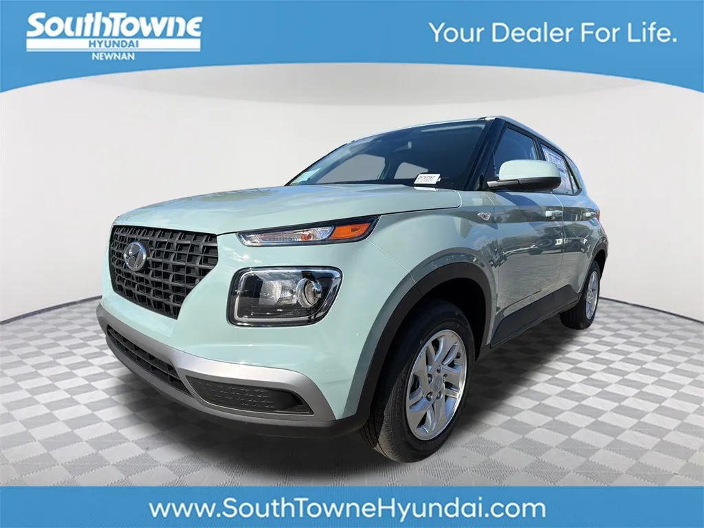 Green 2026 Hyundai Venue SE for sale in Newnan, GA