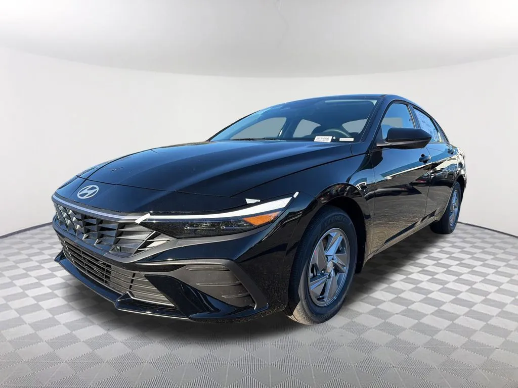 Black 2026 Hyundai Elantra SE for sale in Newnan, GA